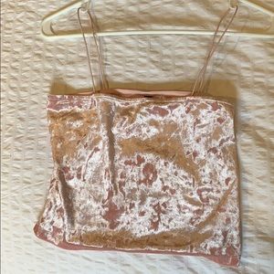 ⭐️ 3 for $20/ NWT h&m velvet top
